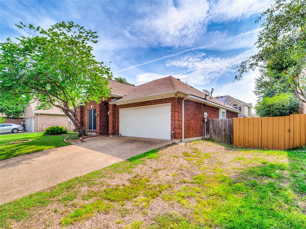 4618 Devonshire Drive Property Photo 2