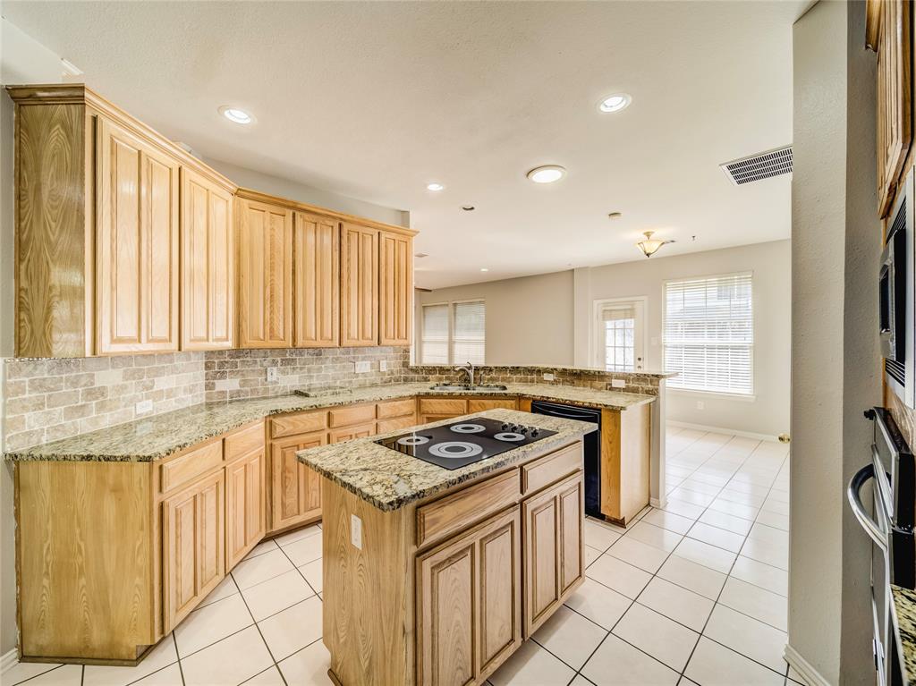 4618 Devonshire Drive Property Photo 12