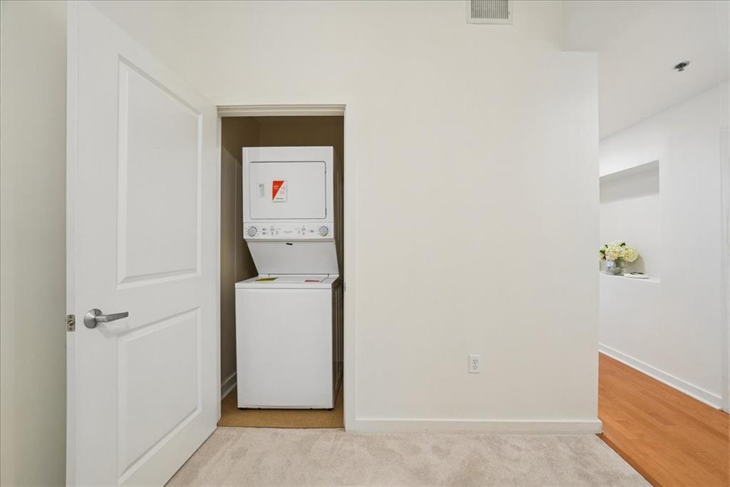 1200 Main Street Property Photo 7