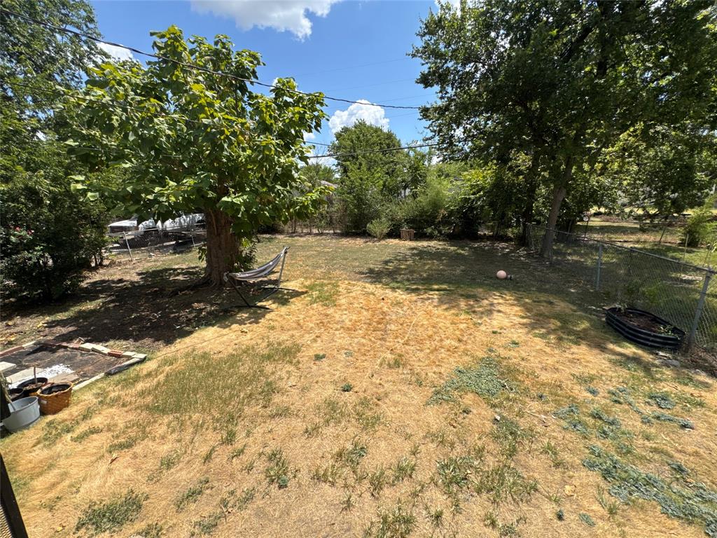 2454 Lea Crest Drive Property Photo 18