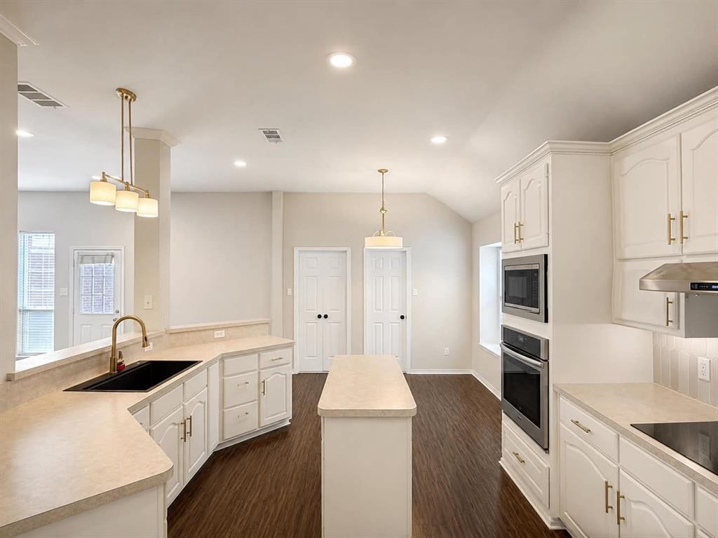 1509 Landsford Drive Property Photo 8