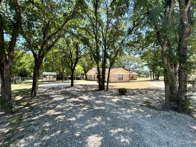 137 County Road 1759a Property Photo 3