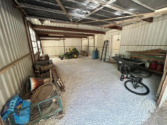137 County Road 1759a Property Photo 38