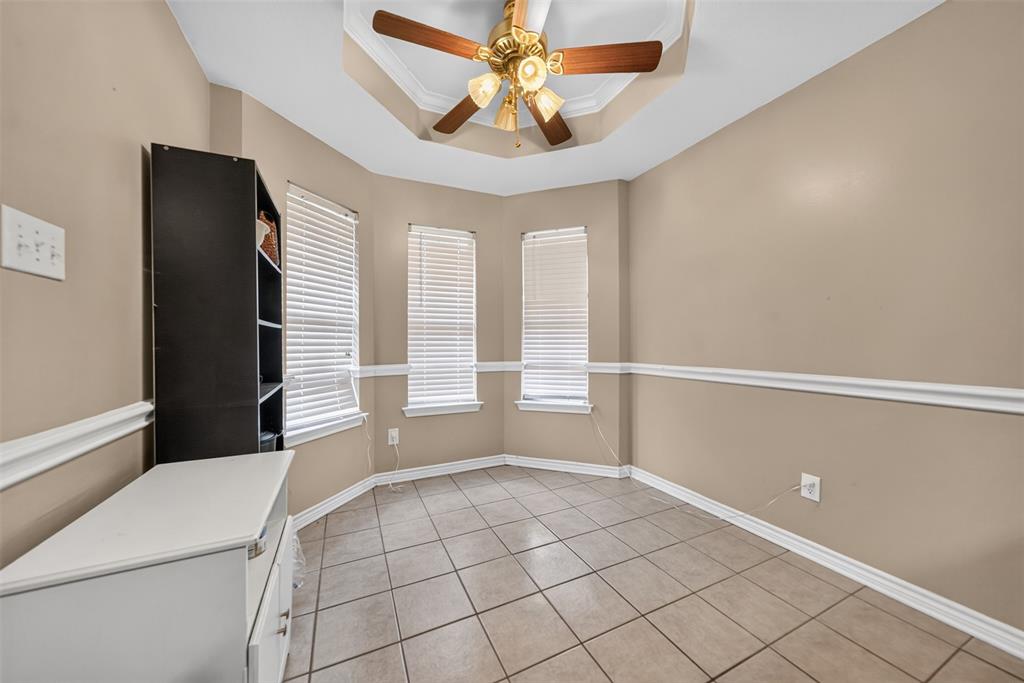 9314 Londonderry Property Photo 10