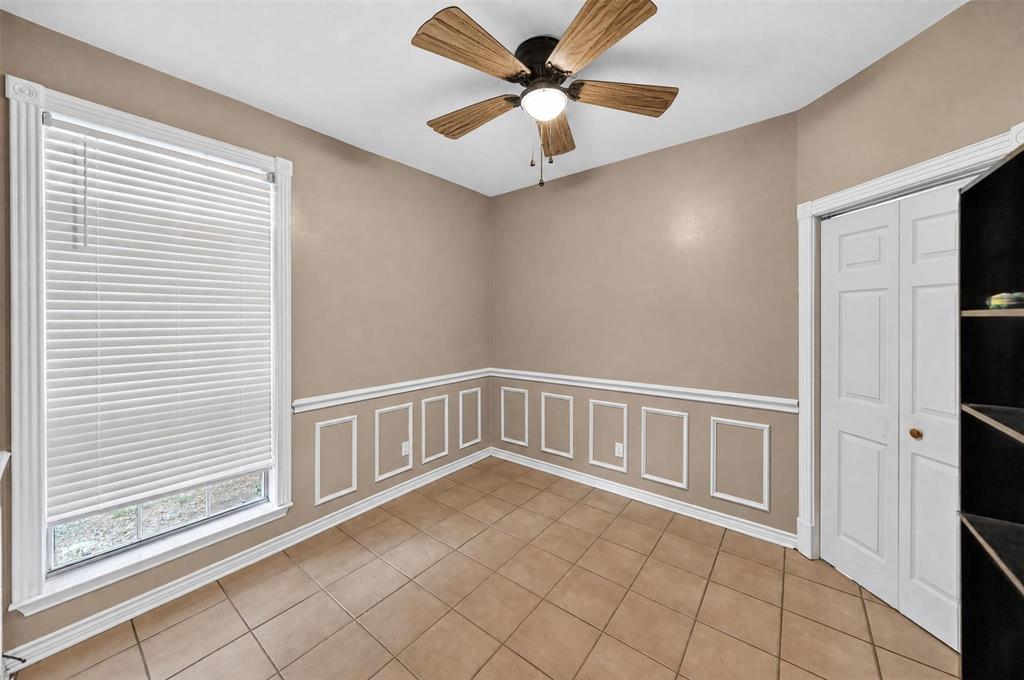 9314 Londonderry Property Photo 11