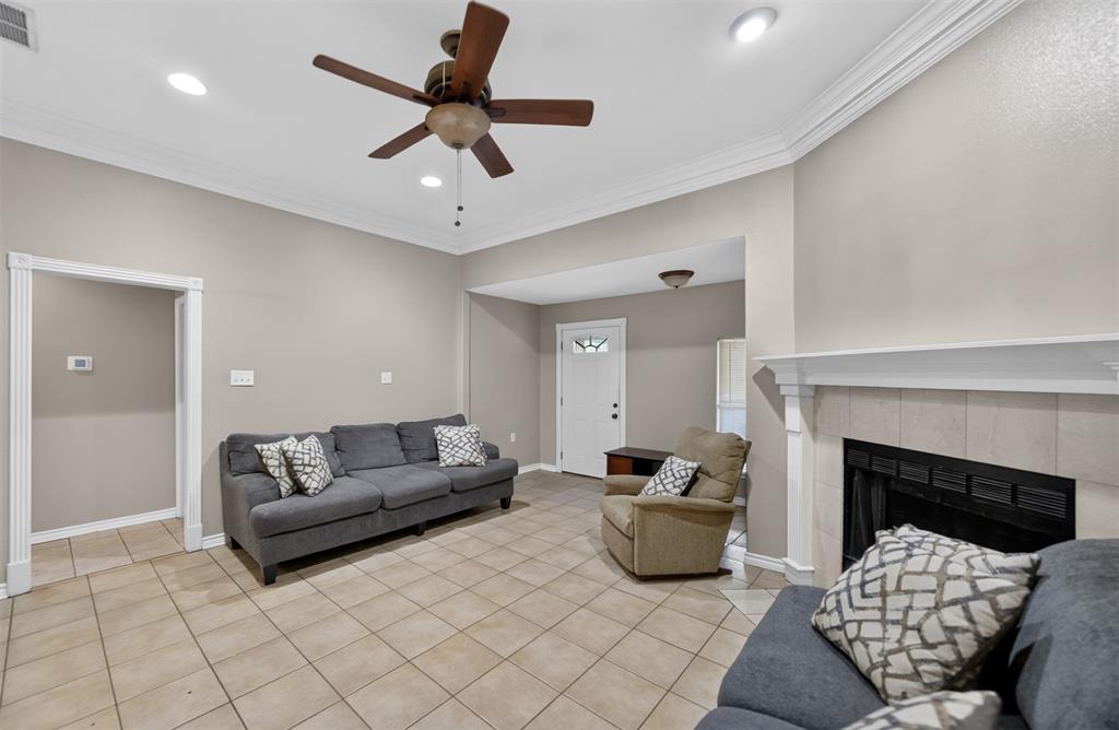9314 Londonderry Property Photo 17