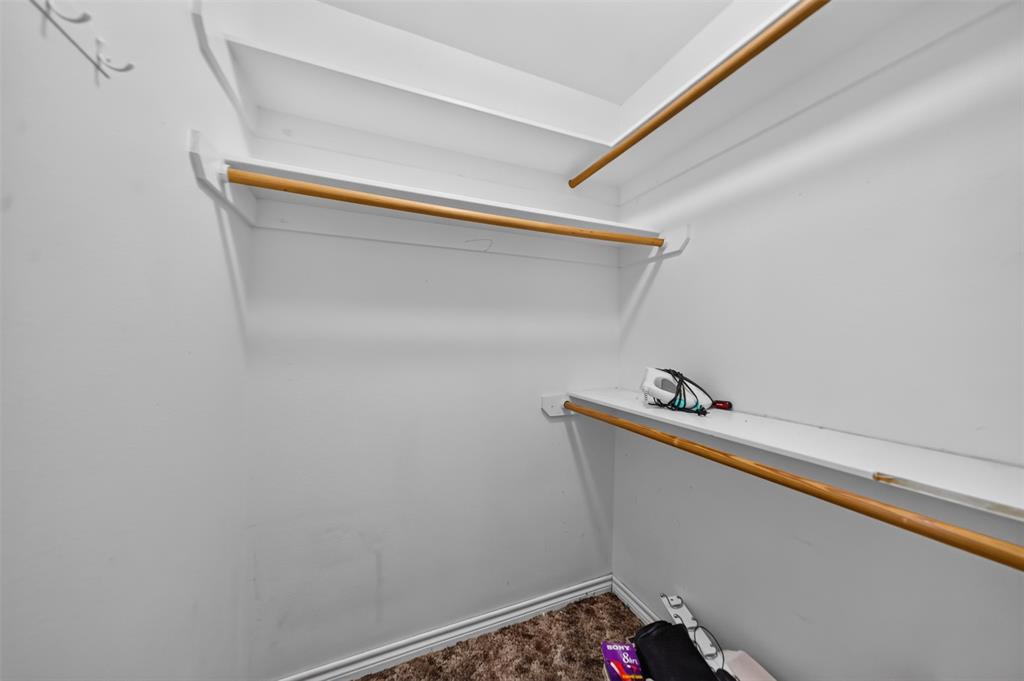 9314 Londonderry Property Photo 31