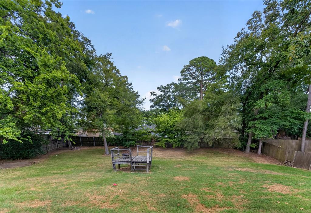 9314 Londonderry Property Photo 37