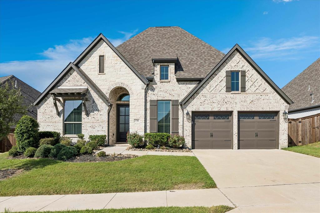 5708 Lake Jackson Drive Property Photo 1