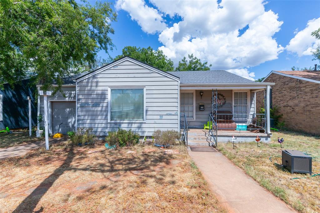 1633 Shelton Street Property Photo 2