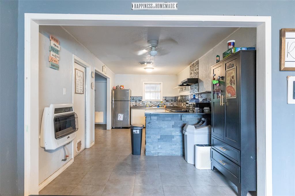 1633 Shelton Street Property Photo 7