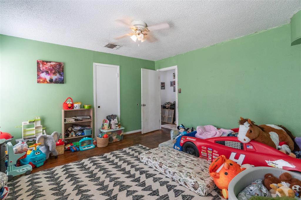 1633 Shelton Street Property Photo 20