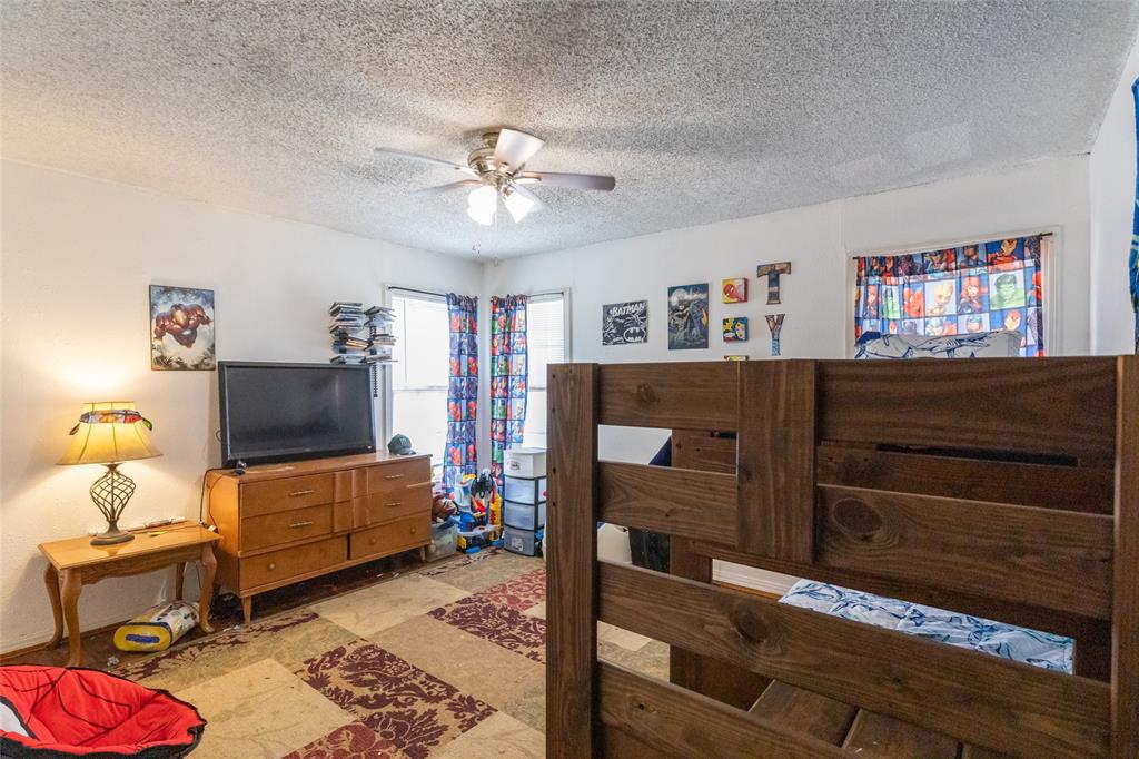 1633 Shelton Street Property Photo 23