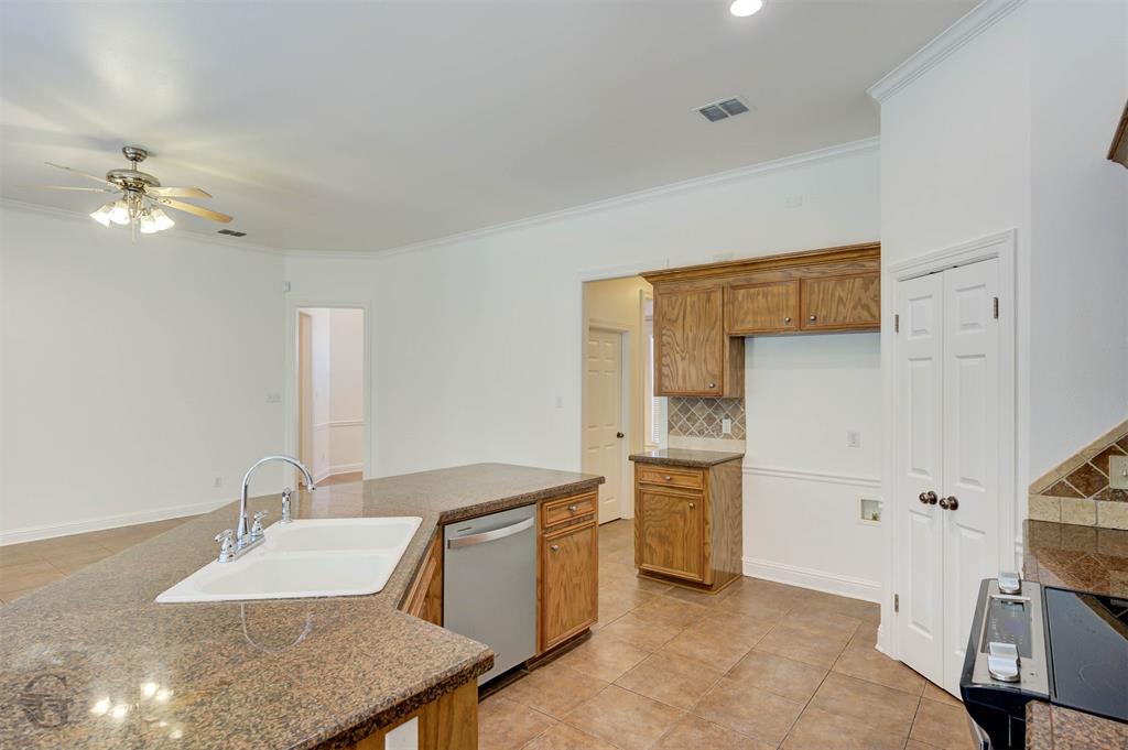 6036 Braeburn Court Property Photo 11