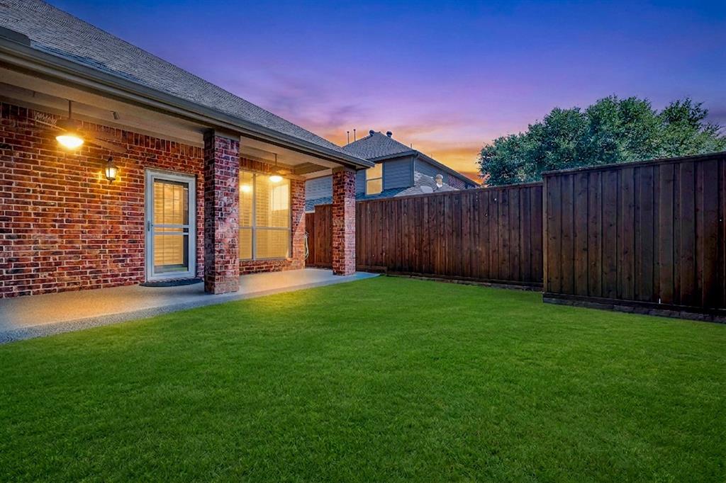 14687 Holly Leaf Drive Property Photo 2