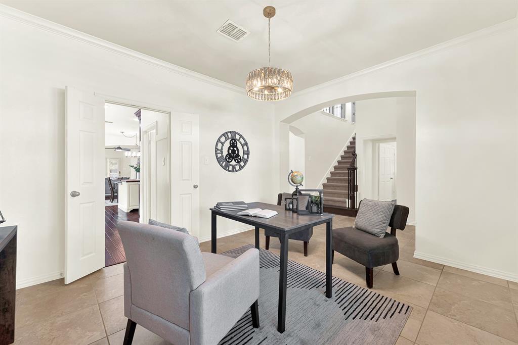 14687 Holly Leaf Drive Property Photo 4
