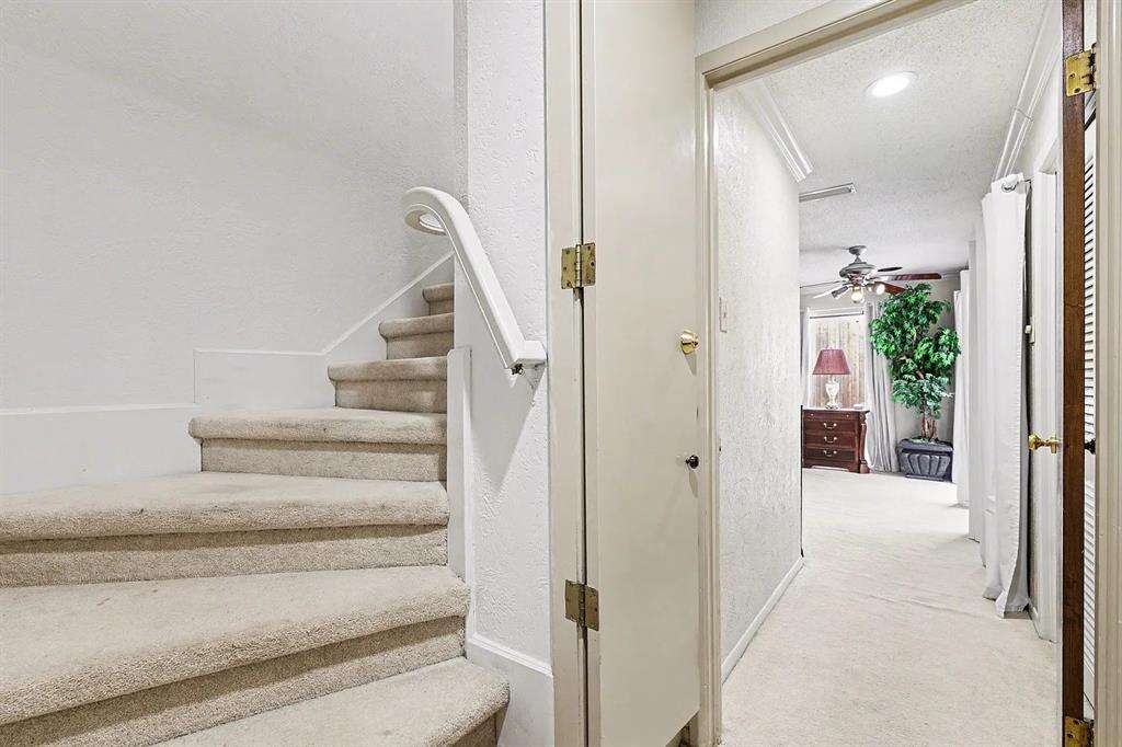 6517 Briarmeade Drive Property Photo 31