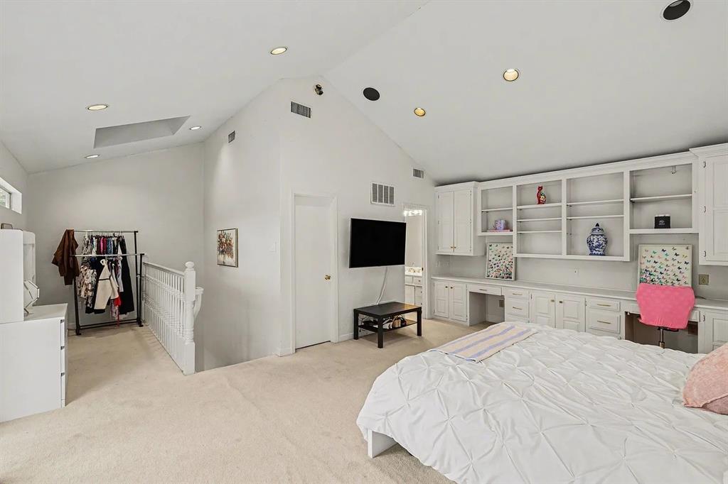 6517 Briarmeade Drive Property Photo 33