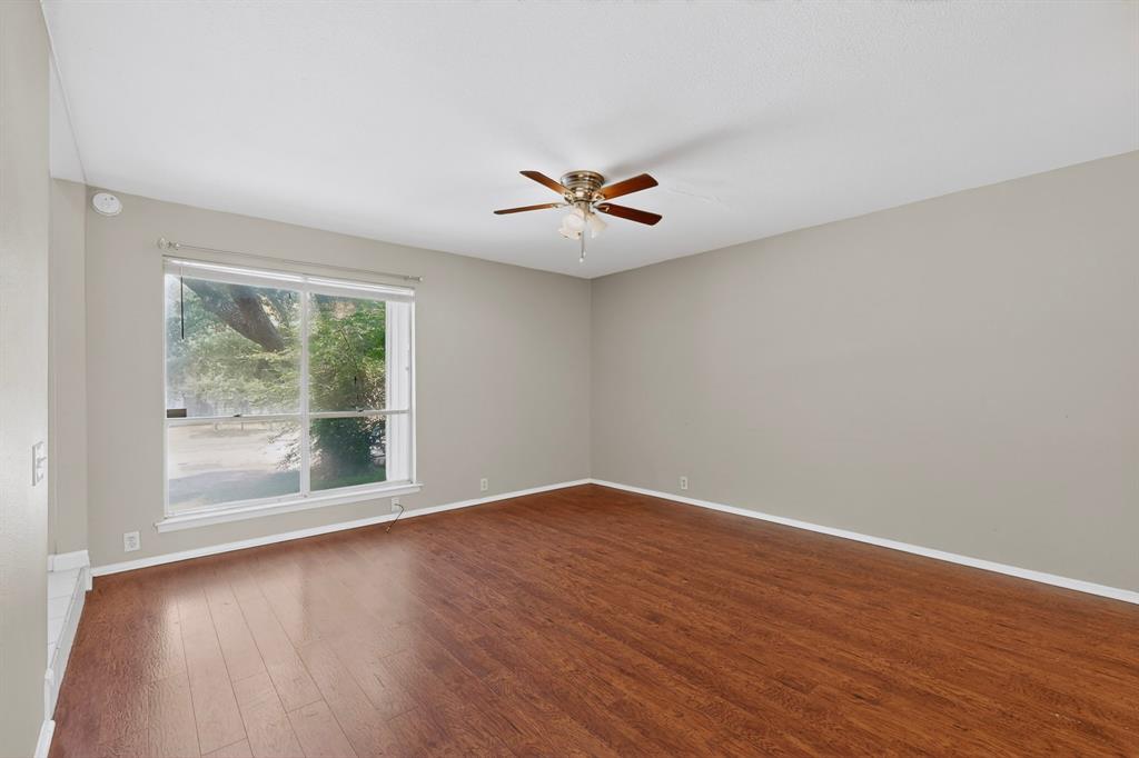 11940 Leisure Drive Property Photo 4