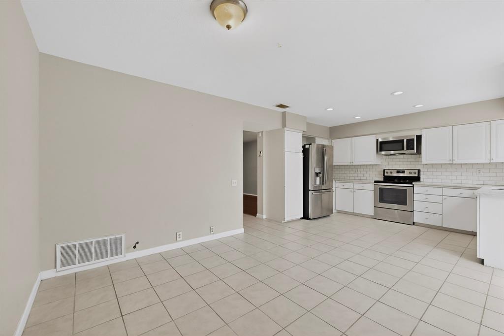 11940 Leisure Drive Property Photo 10