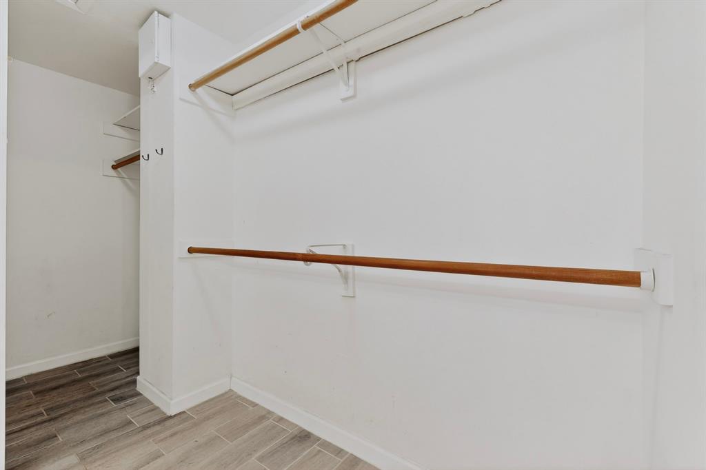 11940 Leisure Drive Property Photo 15