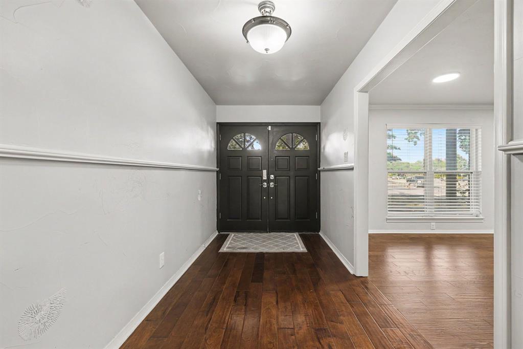 2408 Winewood Lane Property Photo 6