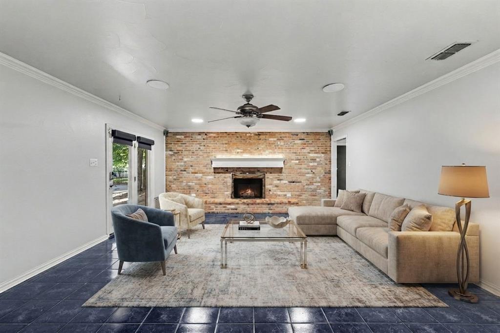 2408 Winewood Lane Property Photo 10