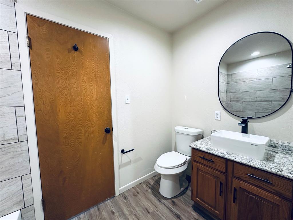 603 W Walcott Avenue Property Photo 14