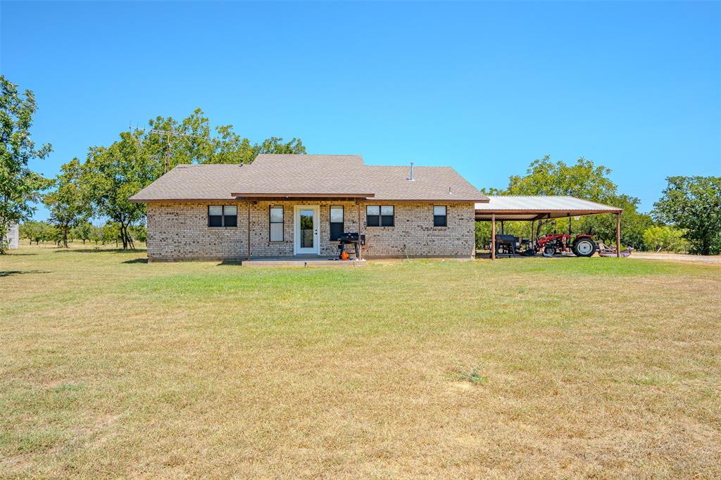 600 County Road 427 Property Photo 1