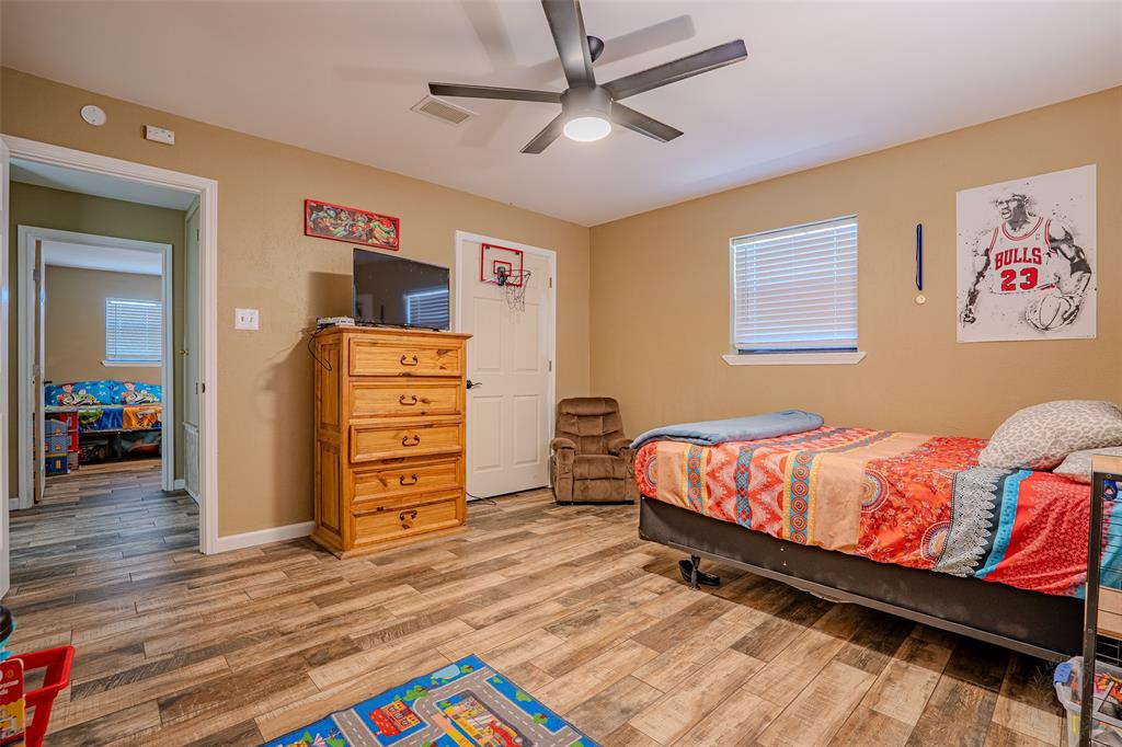 600 County Road 427 Property Photo 18