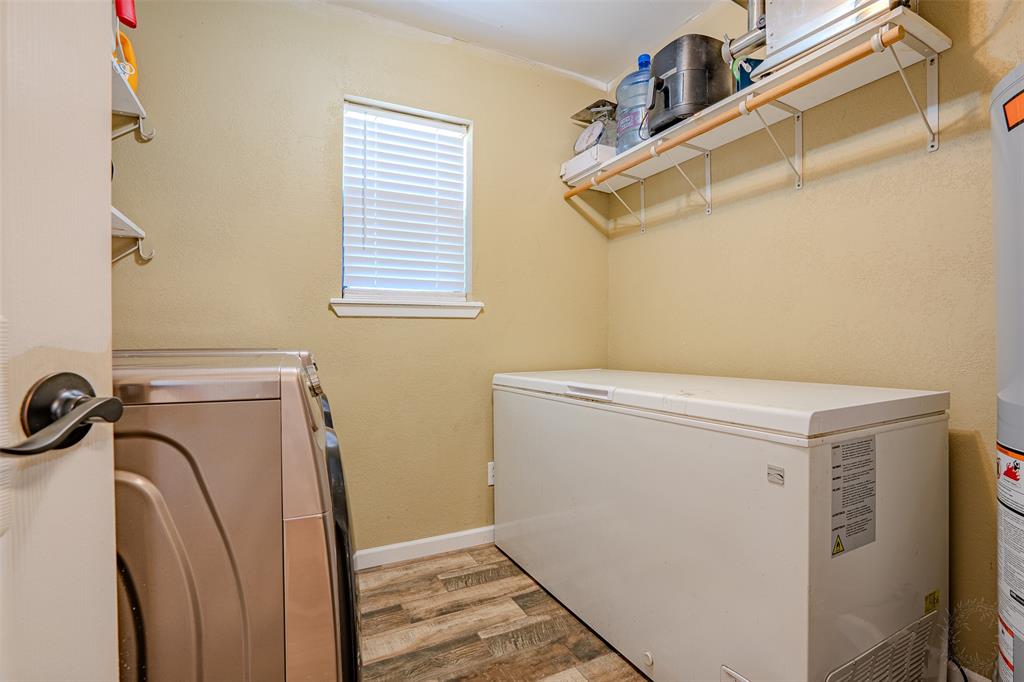 600 County Road 427 Property Photo 25