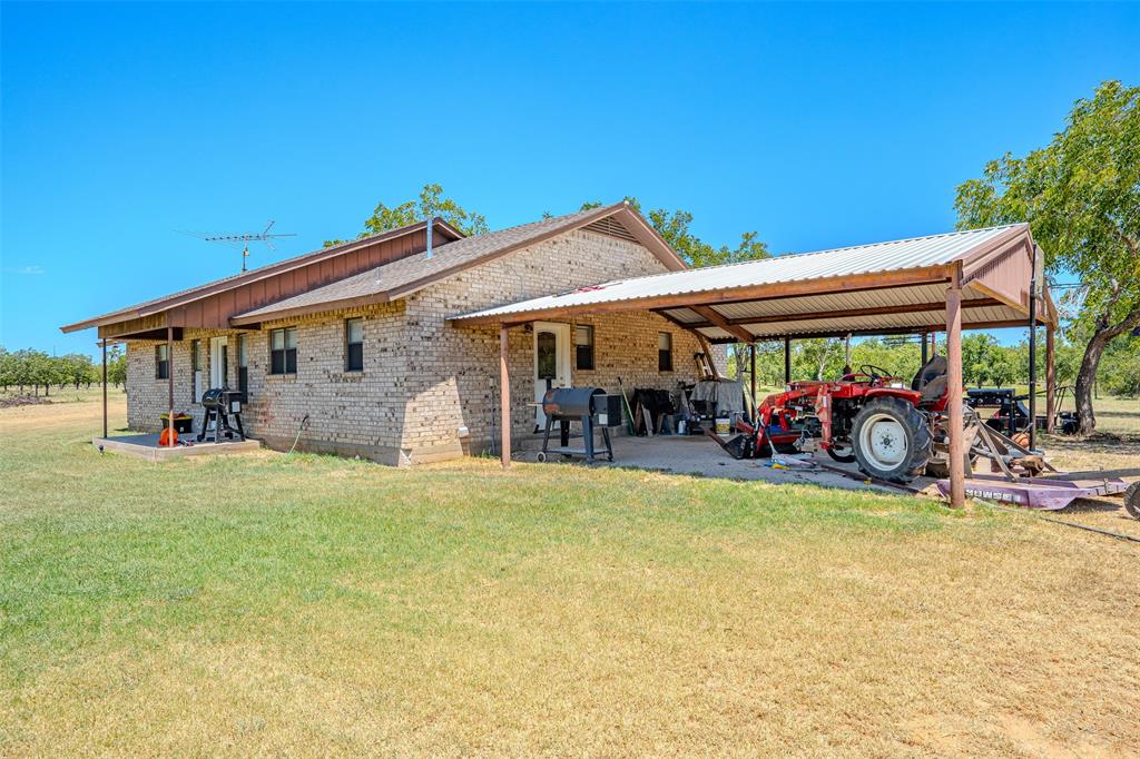 600 County Road 427 Property Photo 27