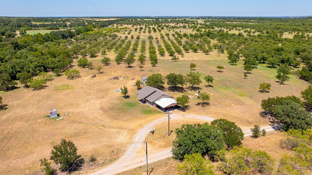 600 County Road 427 Property Photo 31