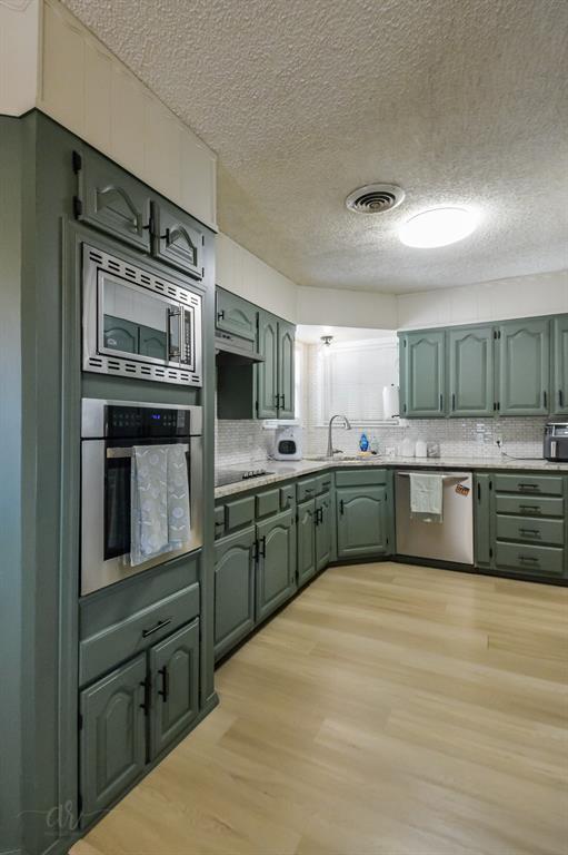 2522 S 25th Street Property Photo 8
