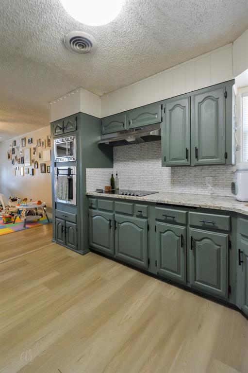 2522 S 25th Street Property Photo 10