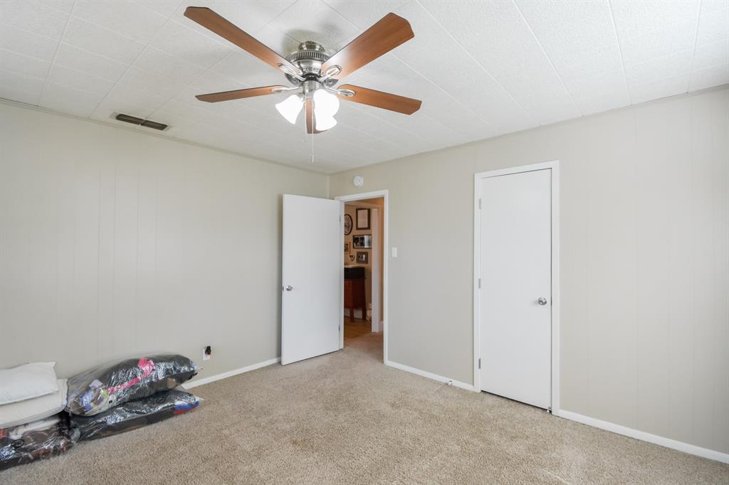 2522 S 25th Street Property Photo 19