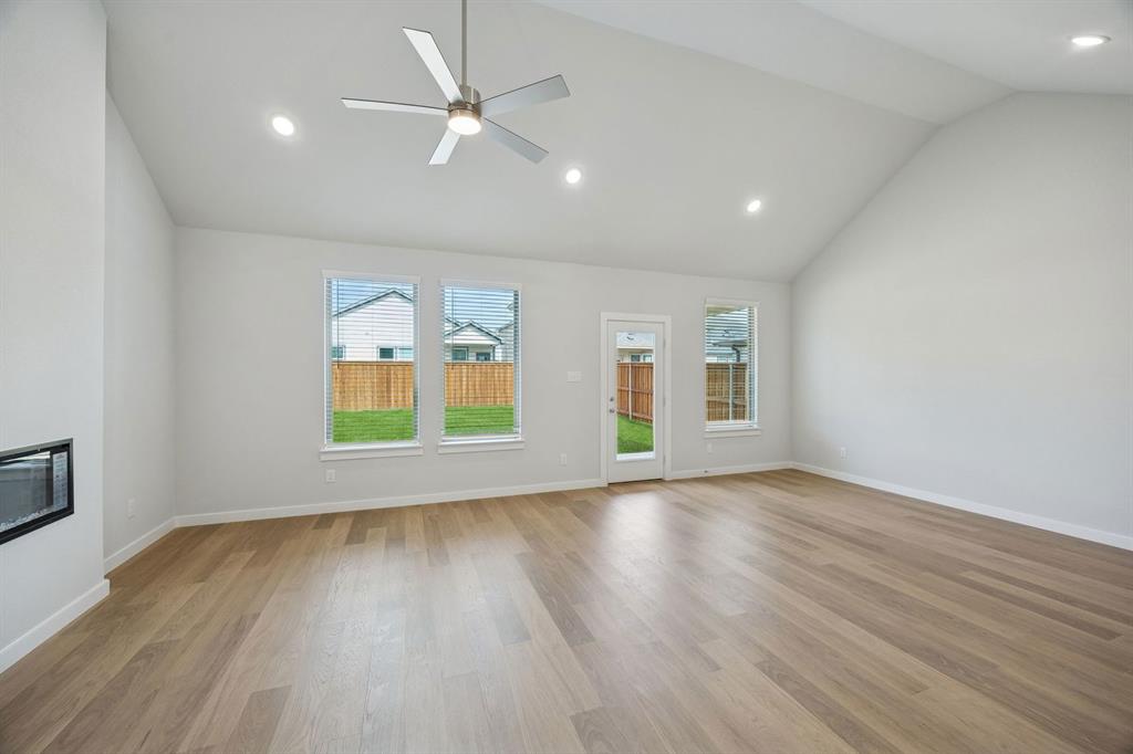752 Brightstar Drive Property Photo 15