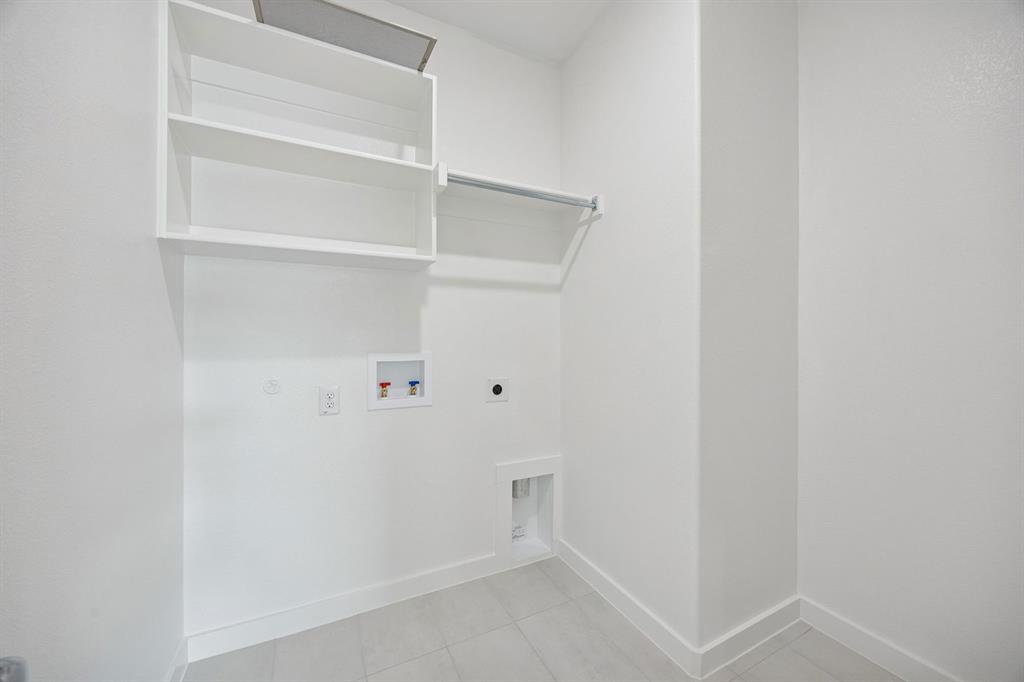752 Brightstar Drive Property Photo 25