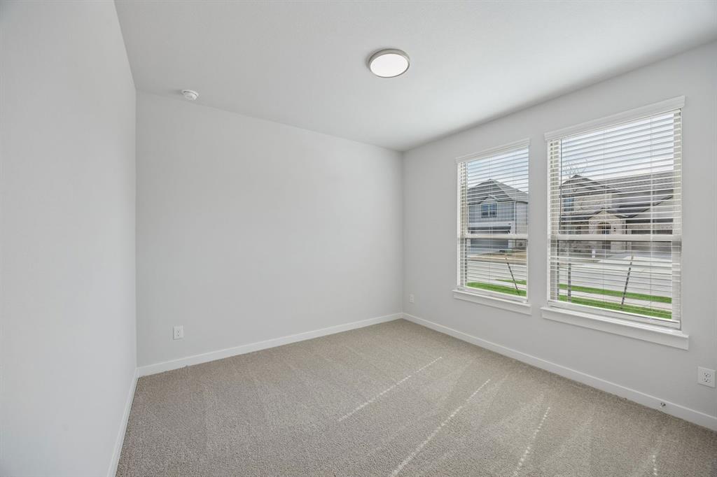 752 Brightstar Drive Property Photo 33