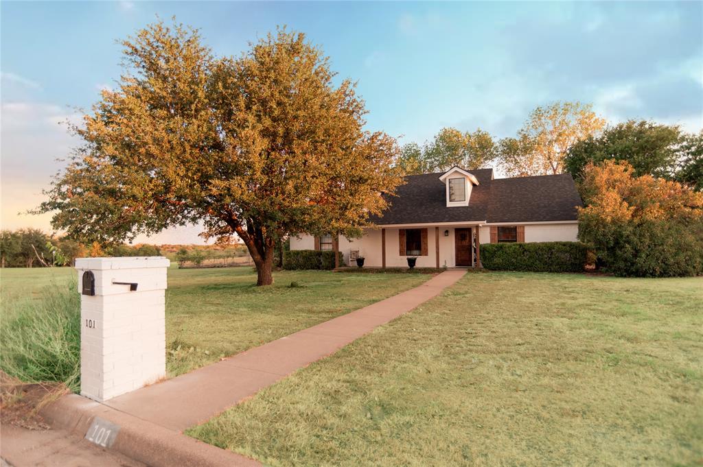 101 Scenic Drive Property Photo 1