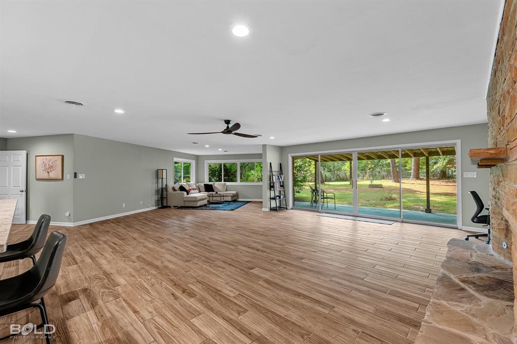 1907 S Brookwood Drive Property Photo 15