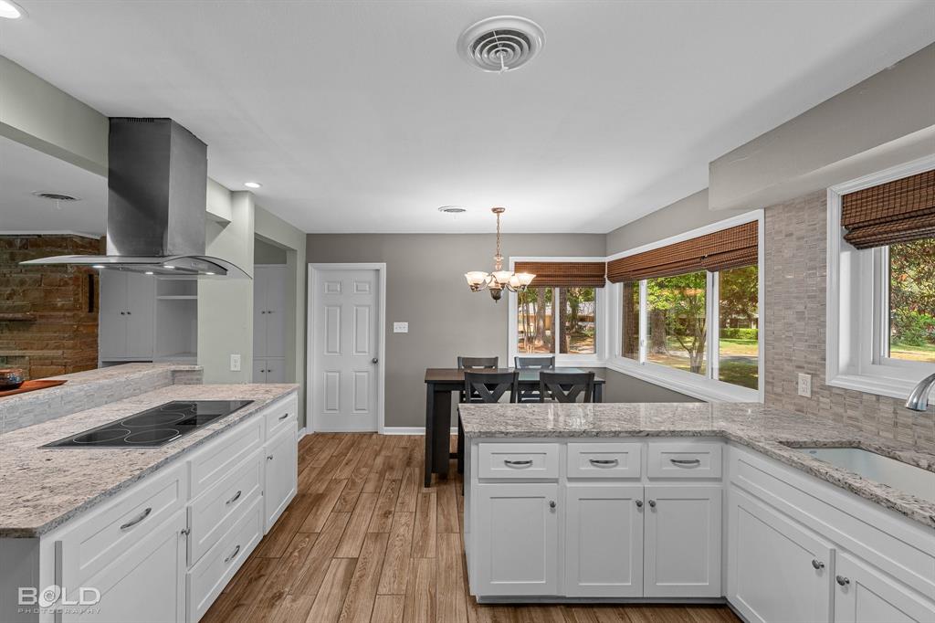 1907 S Brookwood Drive Property Photo 18