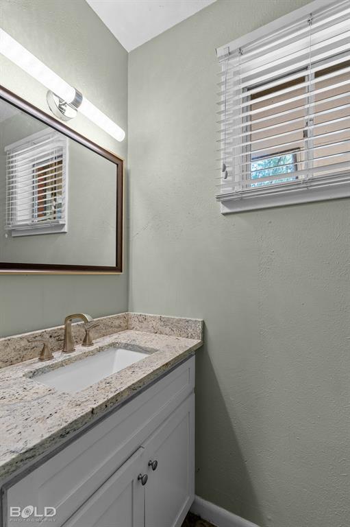 1907 S Brookwood Drive Property Photo 28