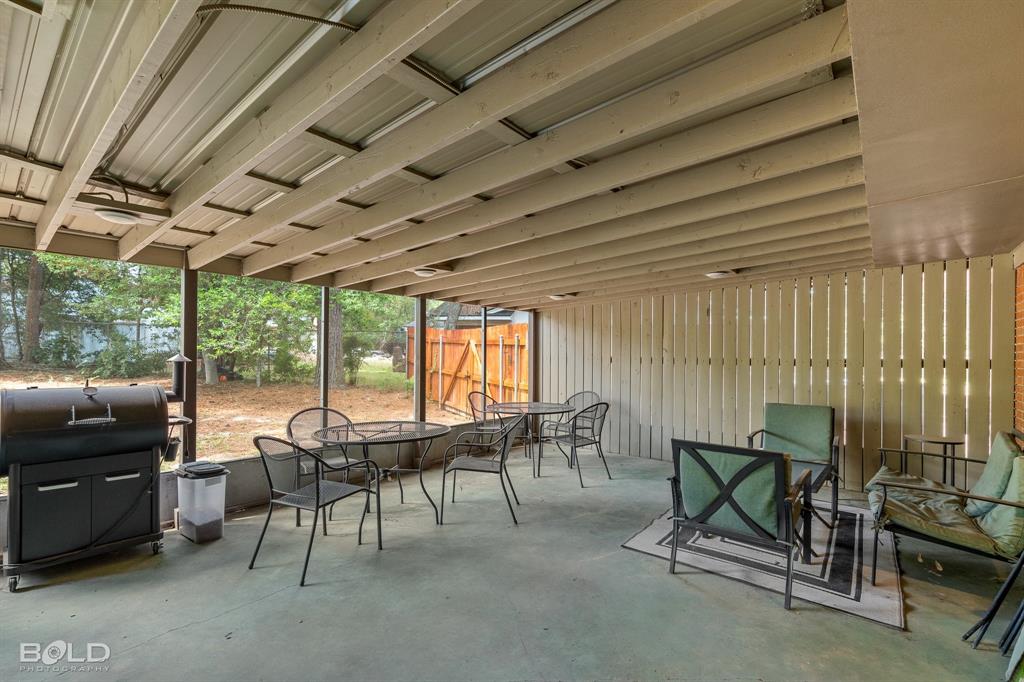 1907 S Brookwood Drive Property Photo 30