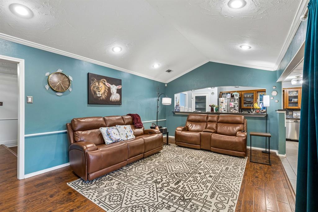 1709 Timbers Drive Property Photo 15