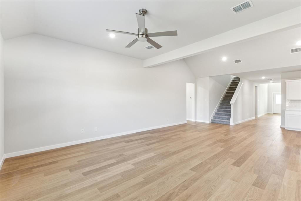 3909 Somerville Drive Property Photo 12