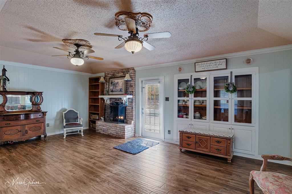 8102 Dogwood Trail Property Photo 4