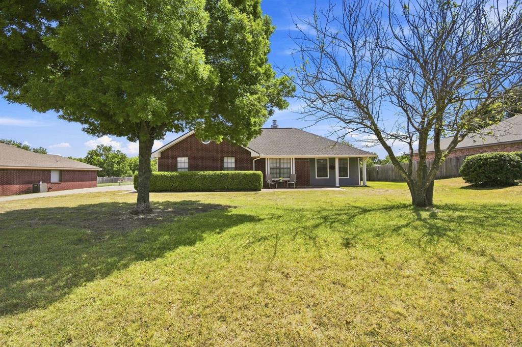 316 Janis Lane Property Photo 1