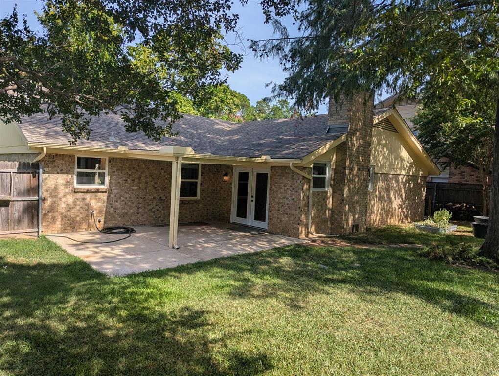 2908 Ashbury Drive Property Photo 4