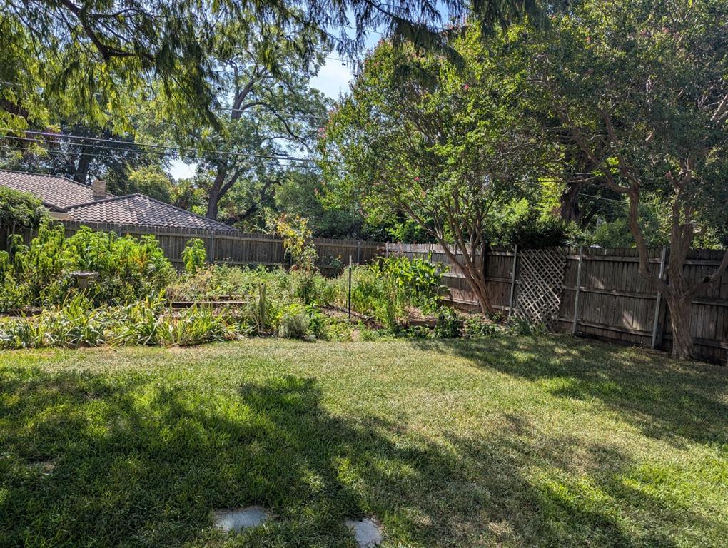 2908 Ashbury Drive Property Photo 13